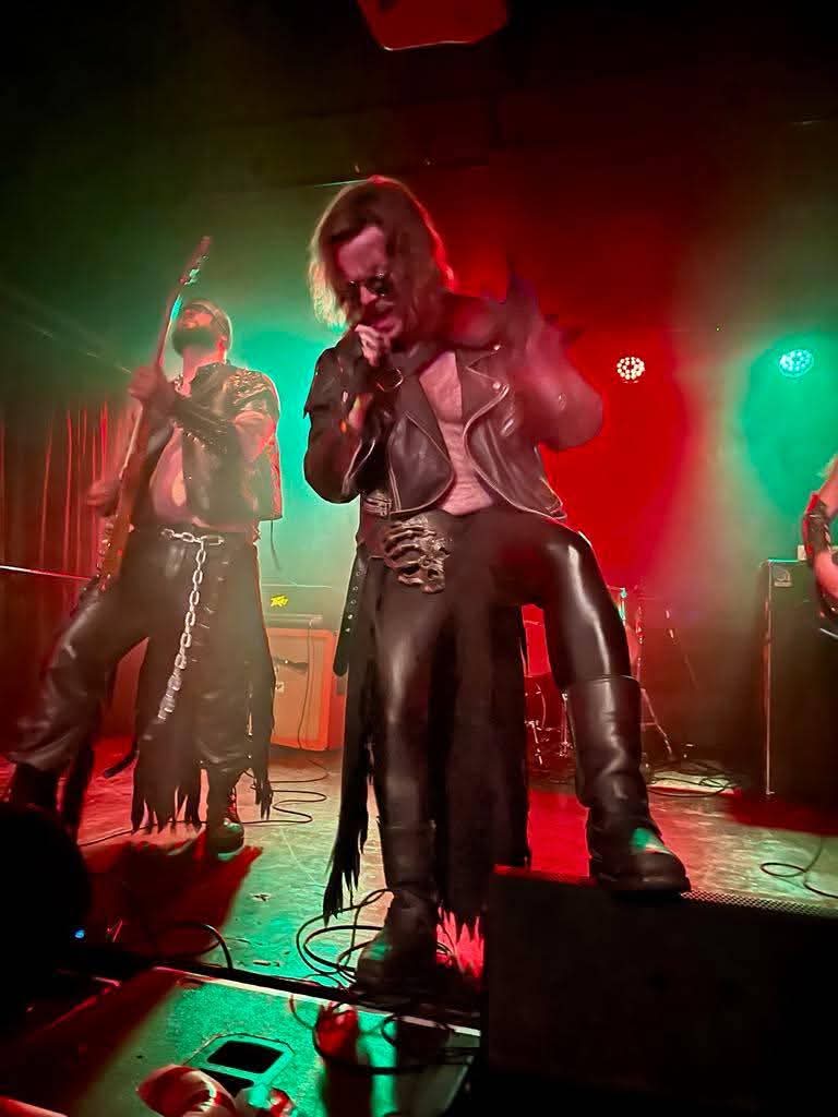 Band live photo